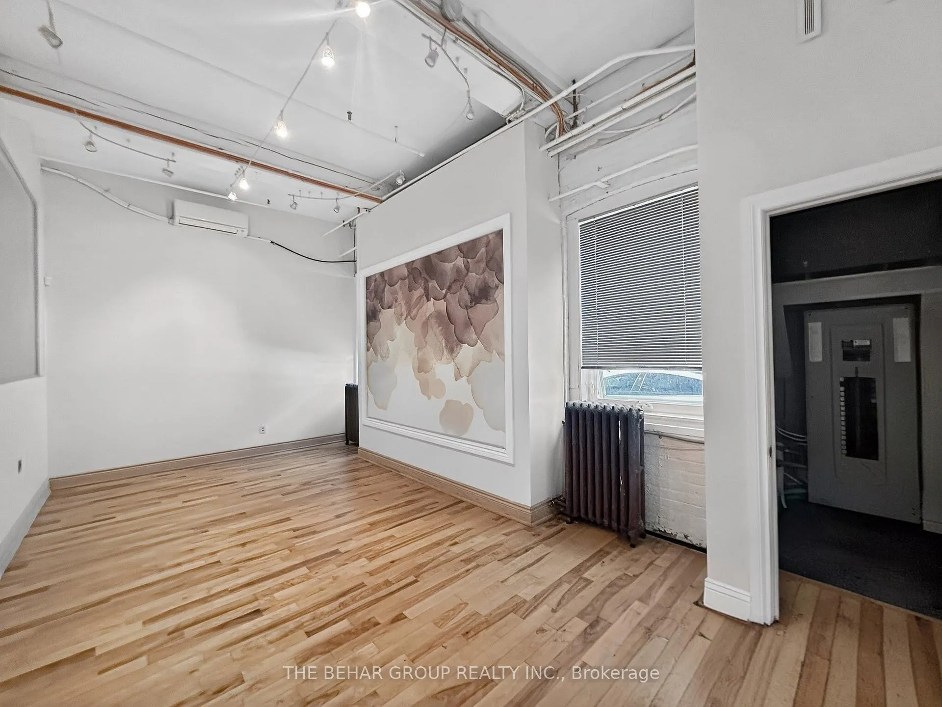 Photo 8 of 65 Bellwoods Avenue, Toronto, Trinity-Bellwoods — HOMEH