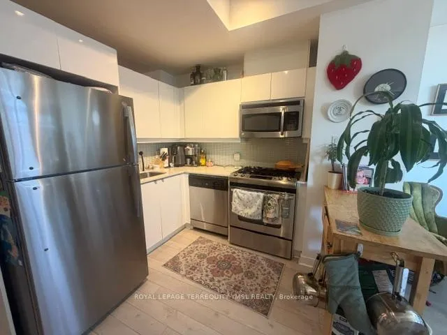 Photo 7 of Unit 504, 127 Queen Street E, Toronto, Church-Yonge Corridor — HOMEH