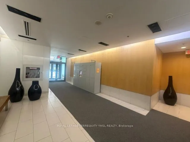 Photo 3 of Unit 504, 127 Queen Street E, Toronto, Church-Yonge Corridor — HOMEH