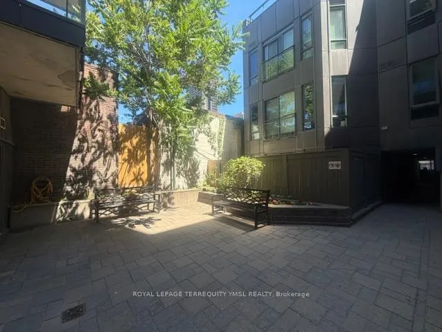 Photo 6 of Unit 504, 127 Queen Street E, Toronto, Church-Yonge Corridor — HOMEH
