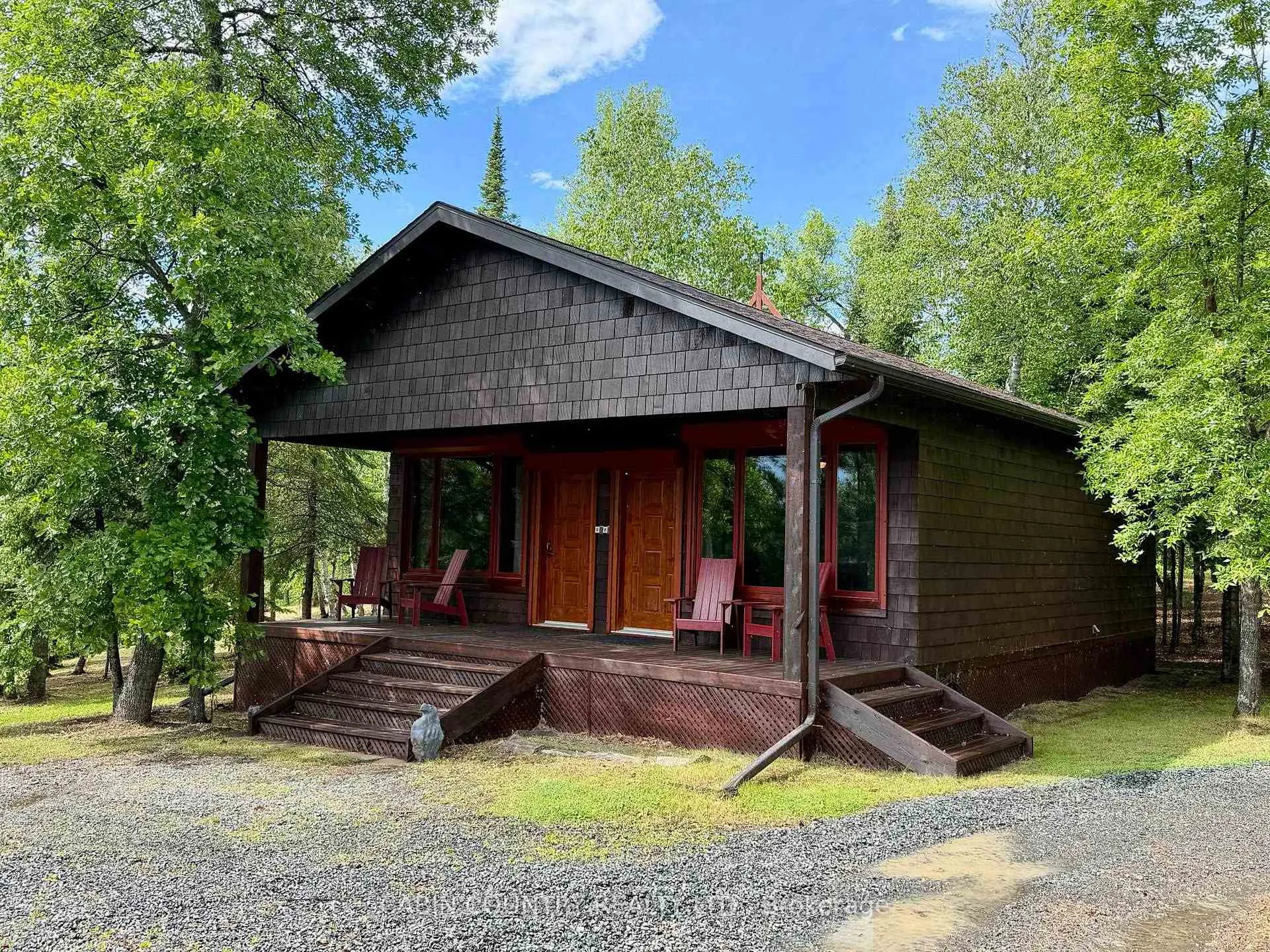 Front of 180 Whitefish Bay Island 43 Sioux Narrows