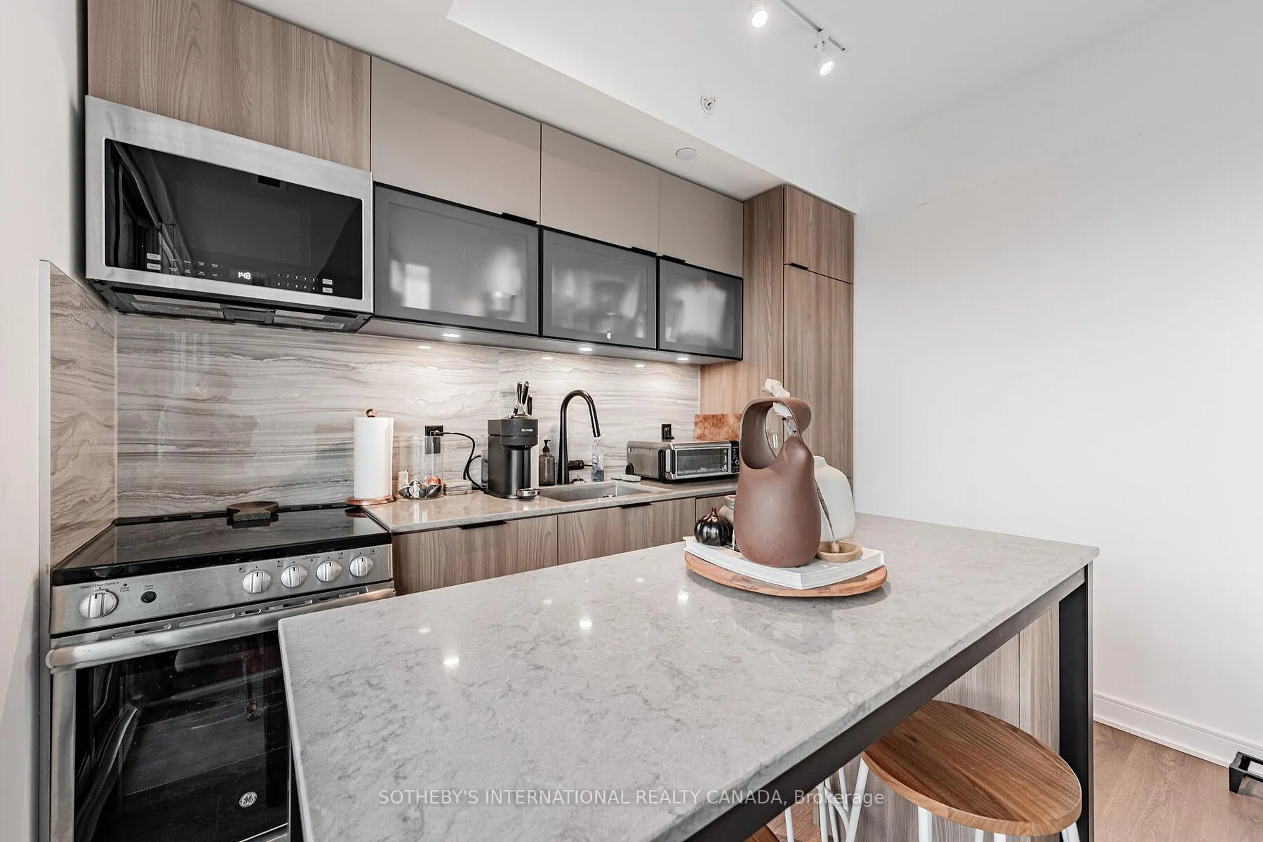 Photo 8 of Unit 1018, 60 Tannery Road, Toronto, Waterfront Communities — HOMEH