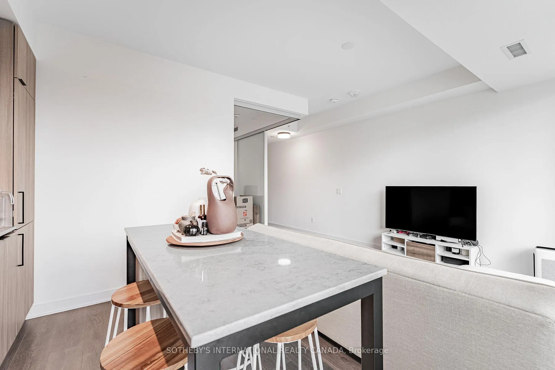 Photo 10 of Unit 1018, 60 Tannery Road, Toronto, Waterfront Communities — HOMEH