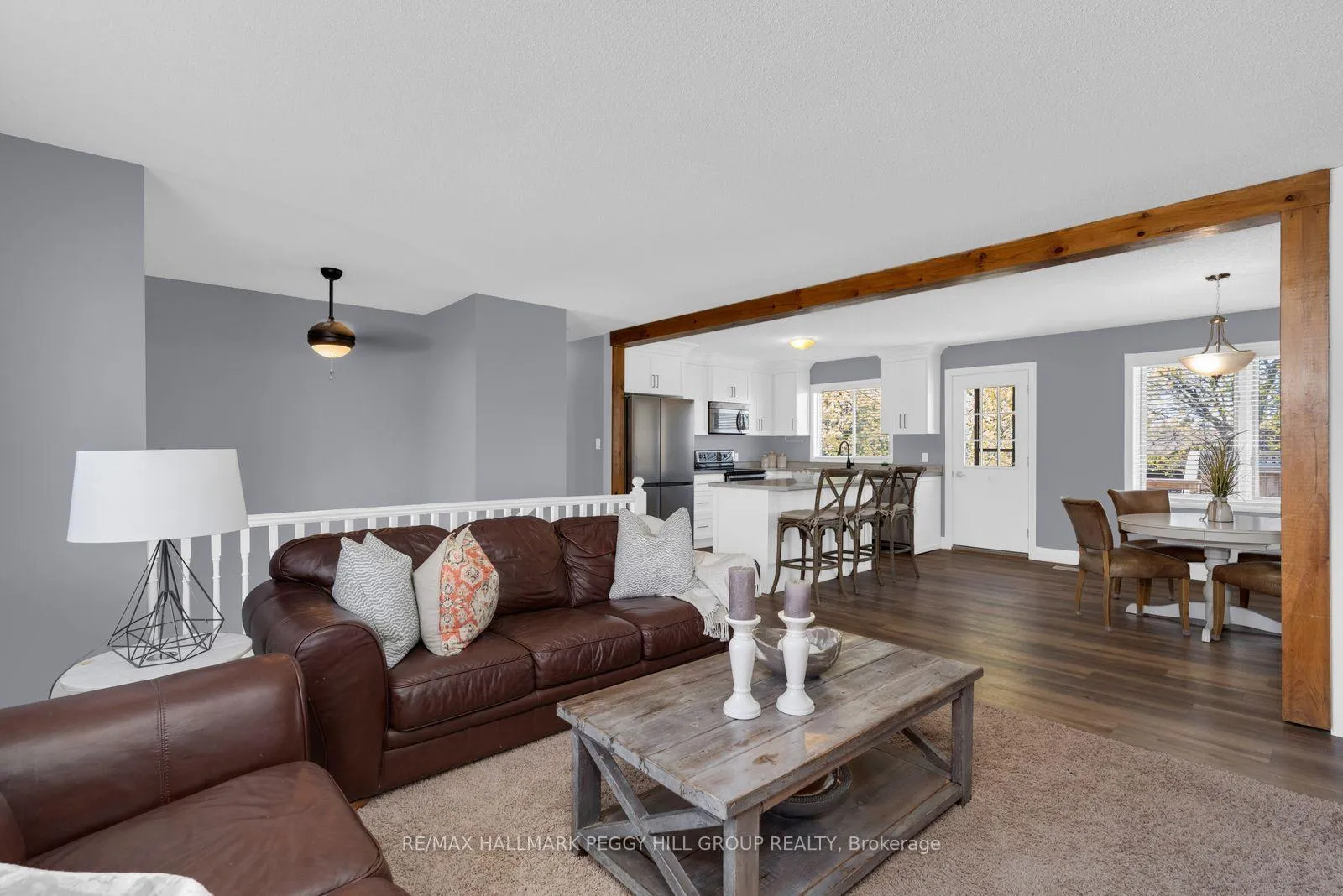 Photo 3 of 16 Glenview Avenue, Springwater, Elmvale — HOMEH