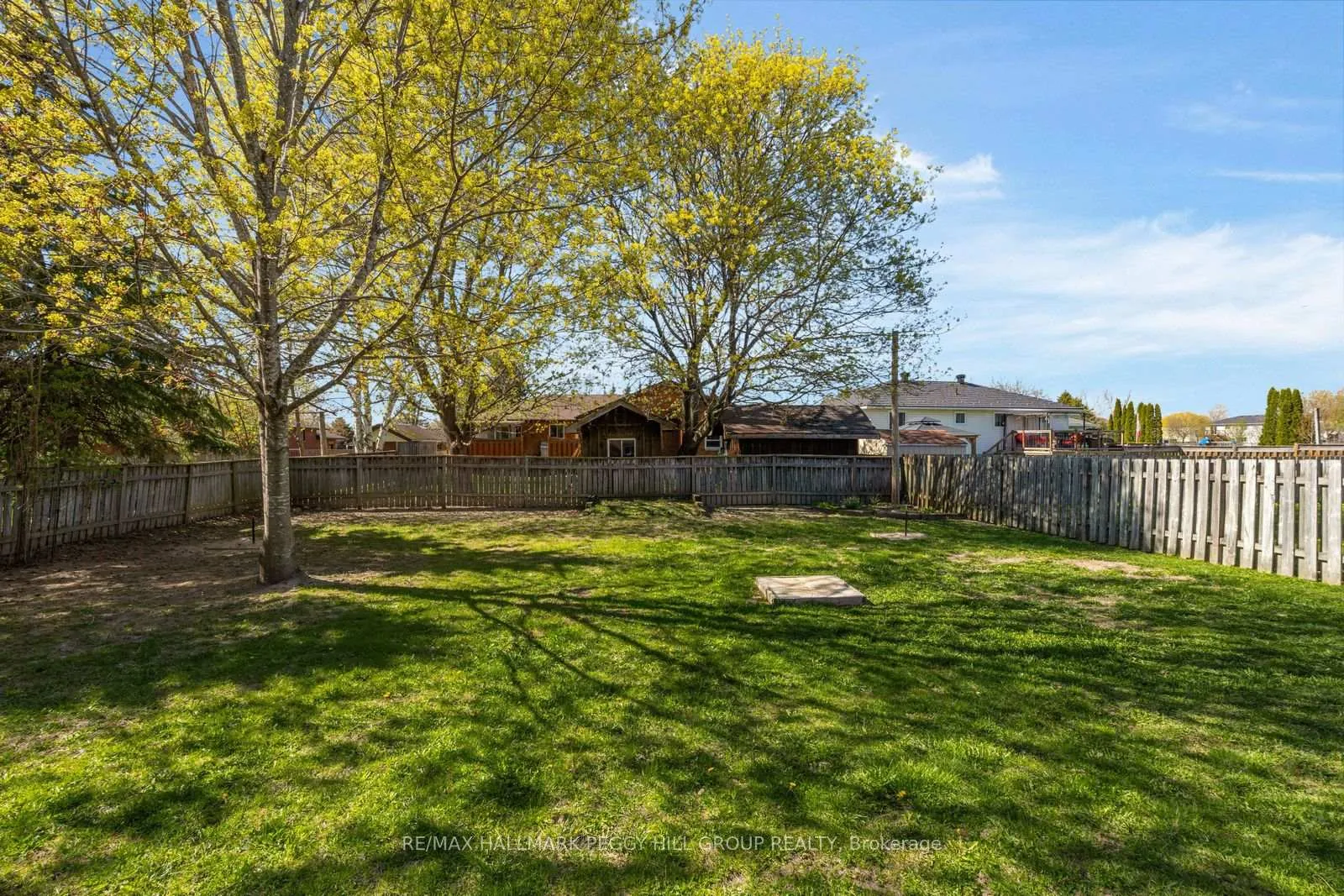 Photo 16 of 16 Glenview Avenue, Springwater, Elmvale — HOMEH