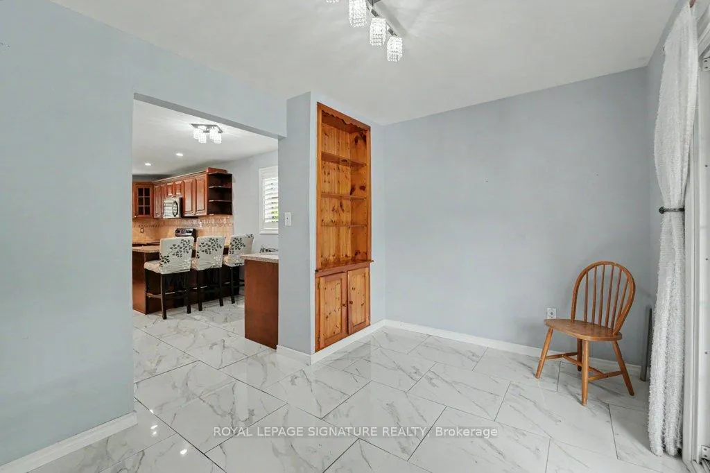 Photo 16 of 1580 Alwin Circle, Pickering, Village East — HOMEH