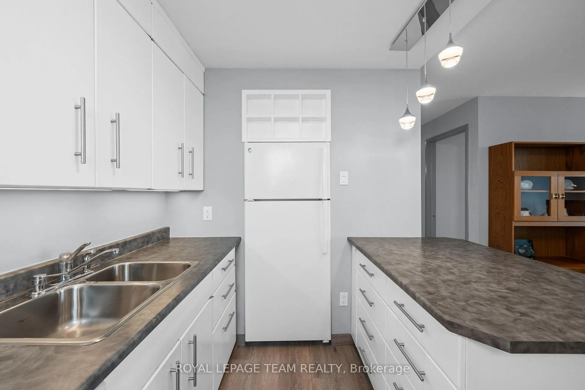 Photo 10 of Unit 611, 1440 Heron Road, Ottawa, Heron Gate — HOMEH