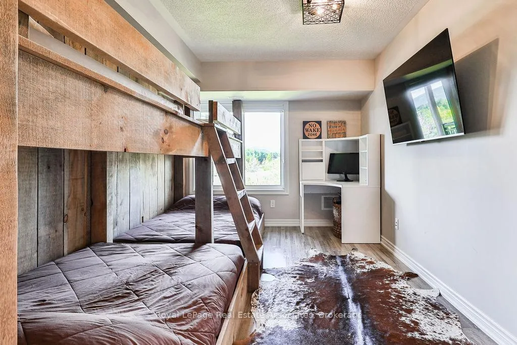 Photo 16 of Unit 302, 4 Anchorage Crescent, Collingwood — HOMEH