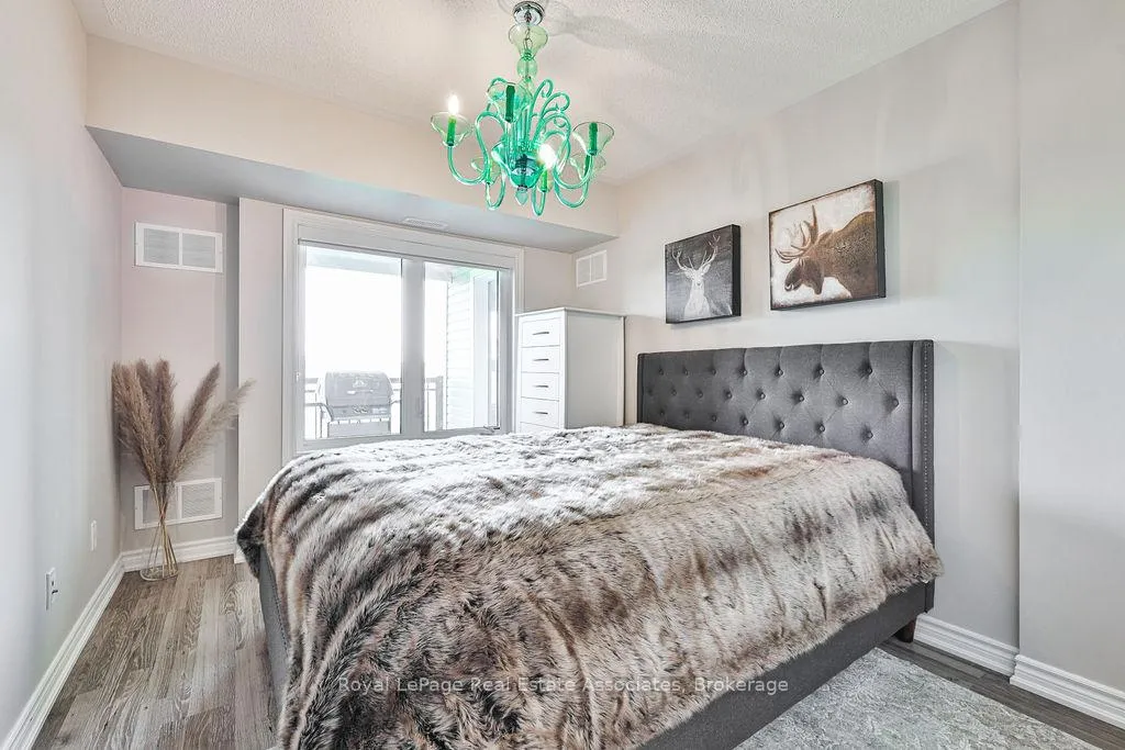 Photo 19 of Unit 302, 4 Anchorage Crescent, Collingwood — HOMEH