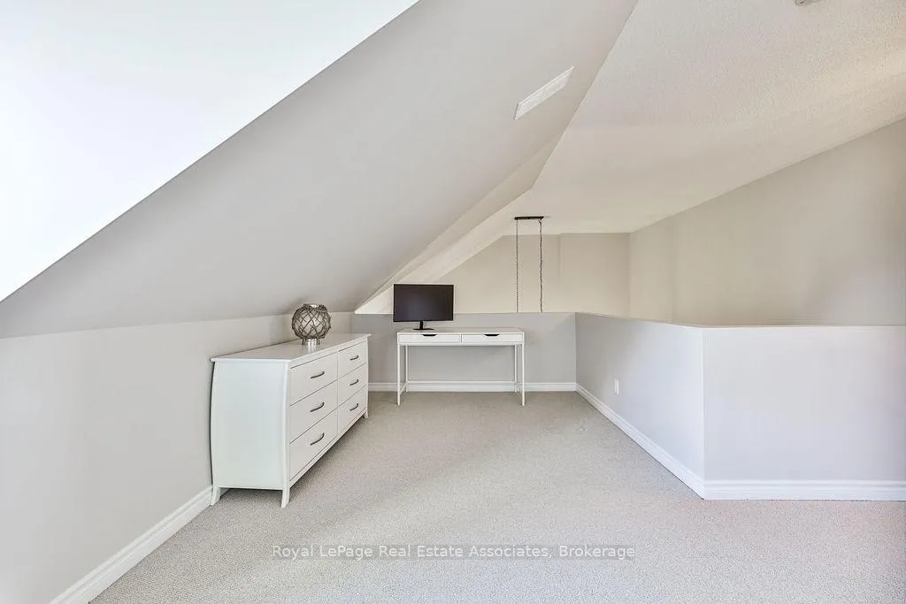 Photo 23 of Unit 302, 4 Anchorage Crescent, Collingwood — HOMEH