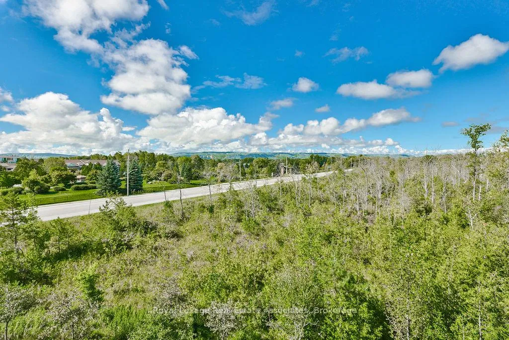 Photo 30 of Unit 302, 4 Anchorage Crescent, Collingwood — HOMEH