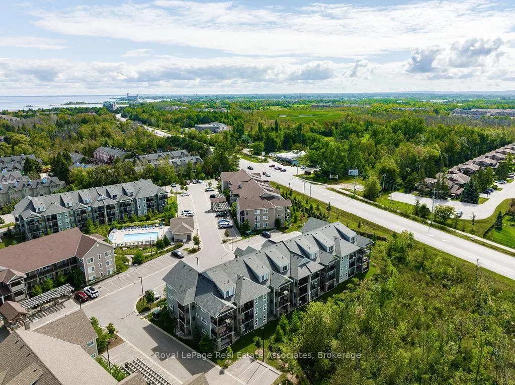 Photo 49 of Unit 302, 4 Anchorage Crescent, Collingwood — HOMEH