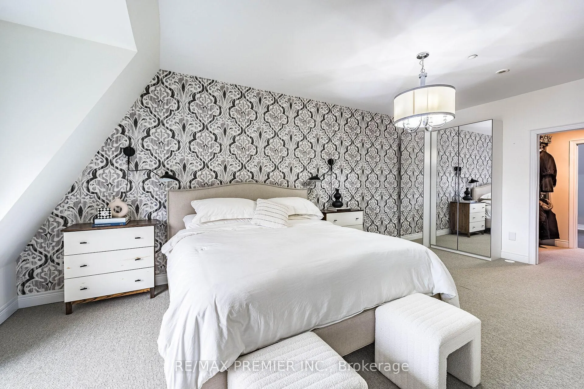 Photo 21 of Unit 16, 8321 Kipling Avenue, Vaughan, West Woodbridge — HOMEH