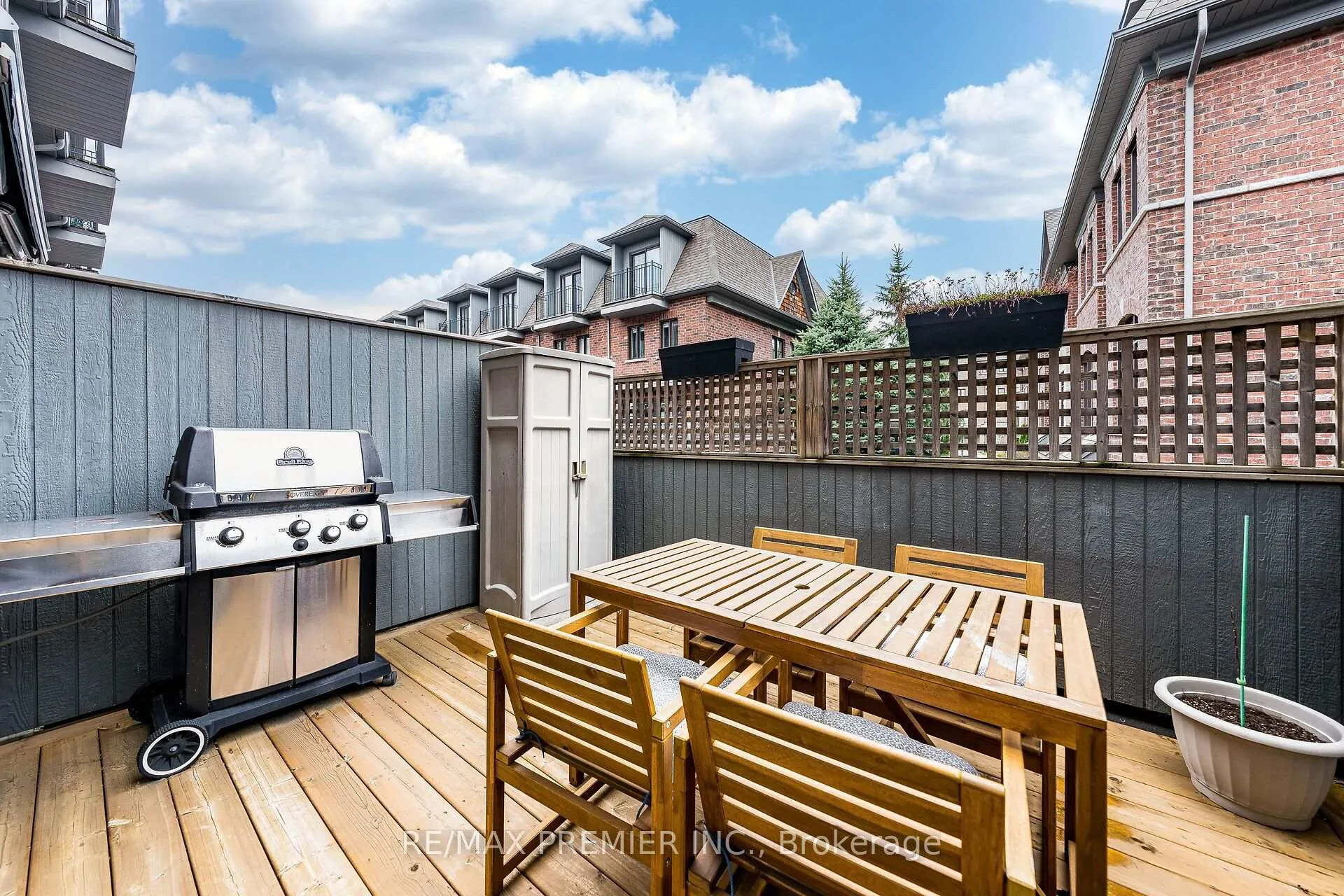 Photo 24 of Unit 16, 8321 Kipling Avenue, Vaughan, West Woodbridge — HOMEH