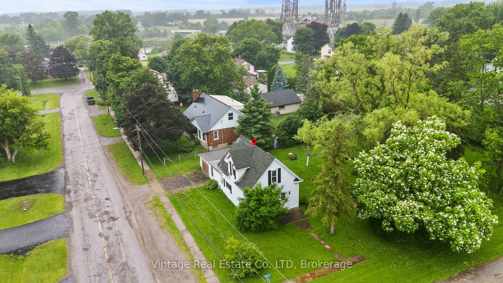 Photo 8 of 1548 Henderson Street, Thorold, Port Robinson — HOMEH