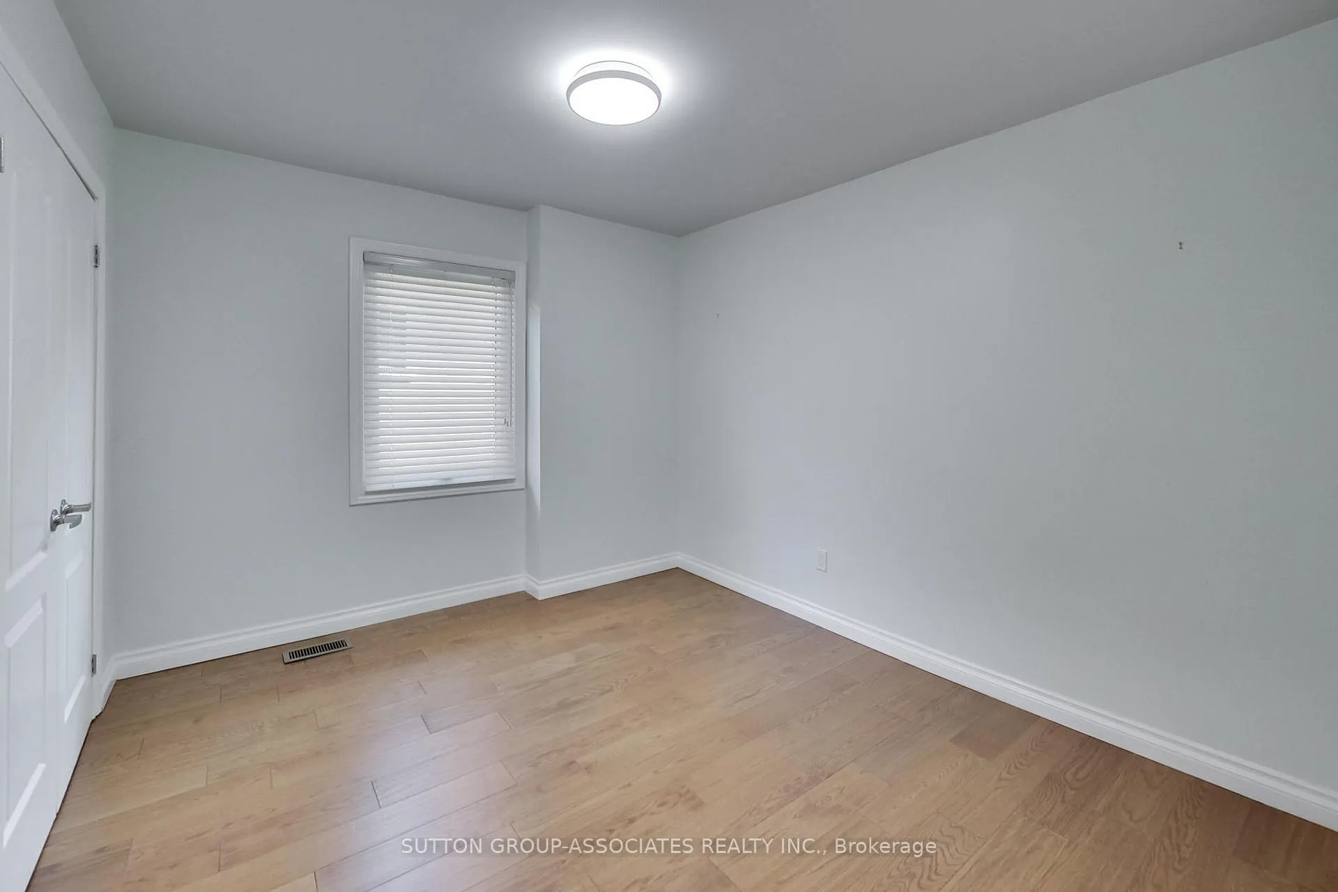 Photo 21 of 323 Lauder Avenue, Toronto, Oakwood Village — HOMEH