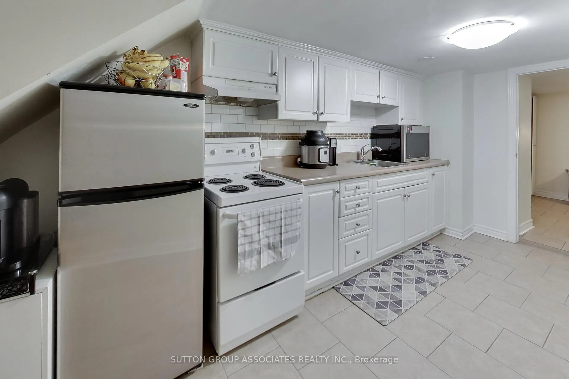 Photo 26 of 323 Lauder Avenue, Toronto, Oakwood Village — HOMEH