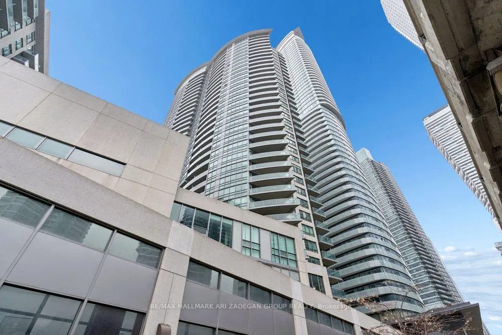 Photo 1 of Unit 3108, 19 Grand Trunk Crescent, Toronto, Waterfront Communities — HOMEH