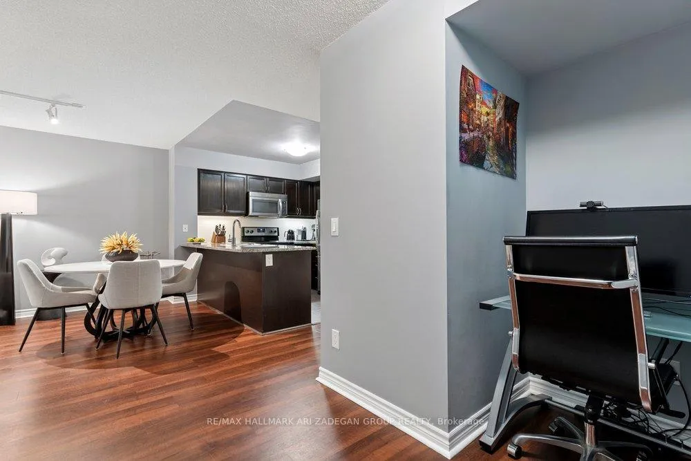 Photo 10 of Unit 3108, 19 Grand Trunk Crescent, Toronto, Waterfront Communities — HOMEH