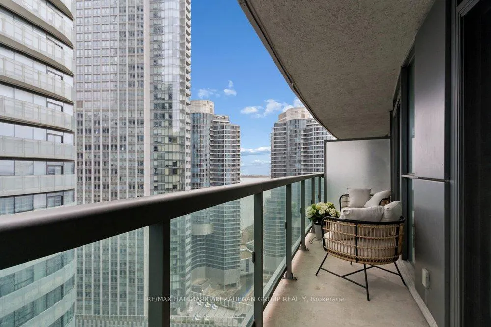Photo 16 of Unit 3108, 19 Grand Trunk Crescent, Toronto, Waterfront Communities — HOMEH