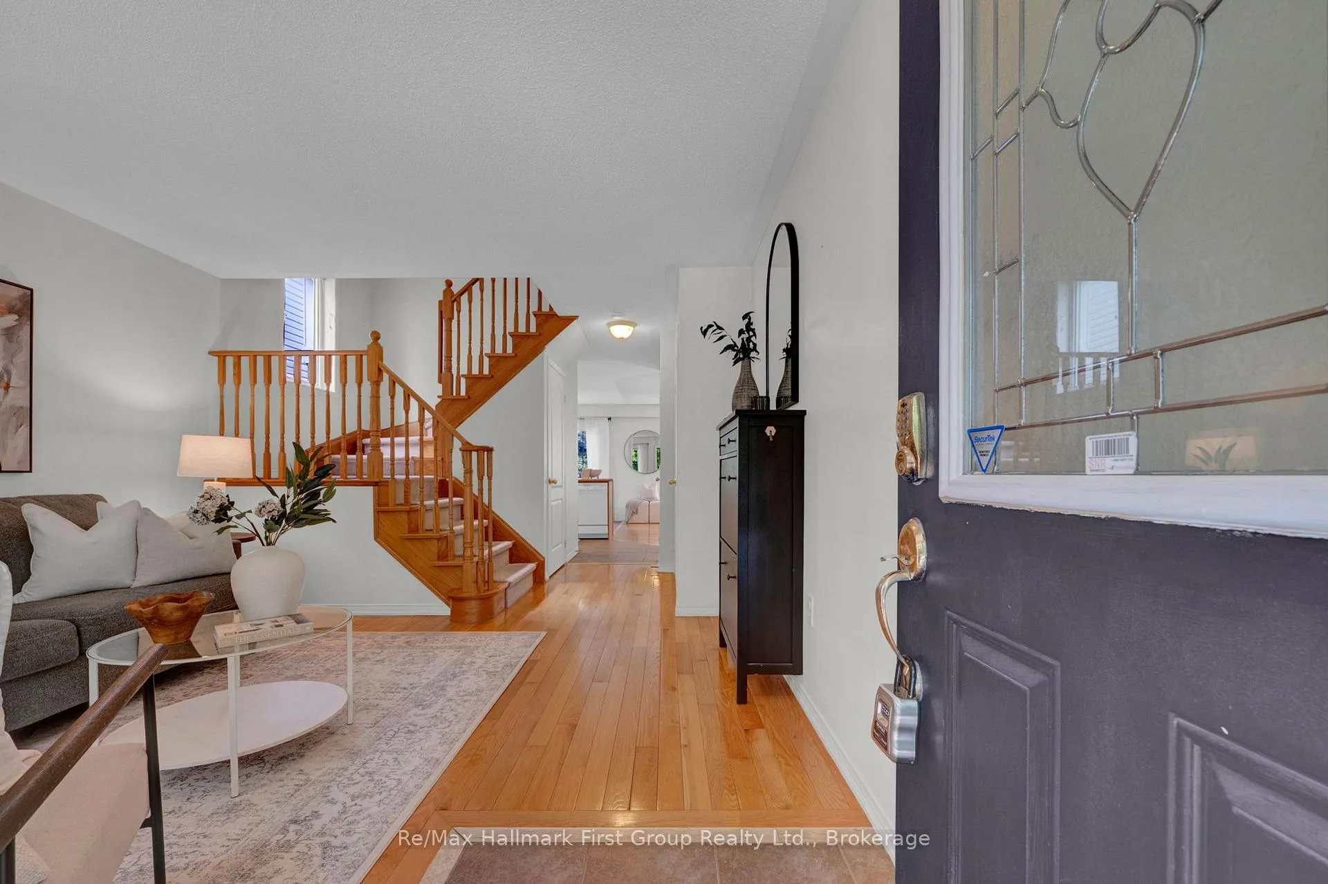 Photo 2 of 2363 Winlord Place, Oshawa, Windfields — HOMEH