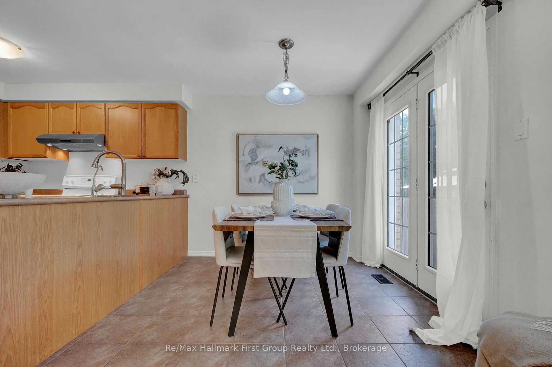 Photo 10 of 2363 Winlord Place, Oshawa, Windfields — HOMEH