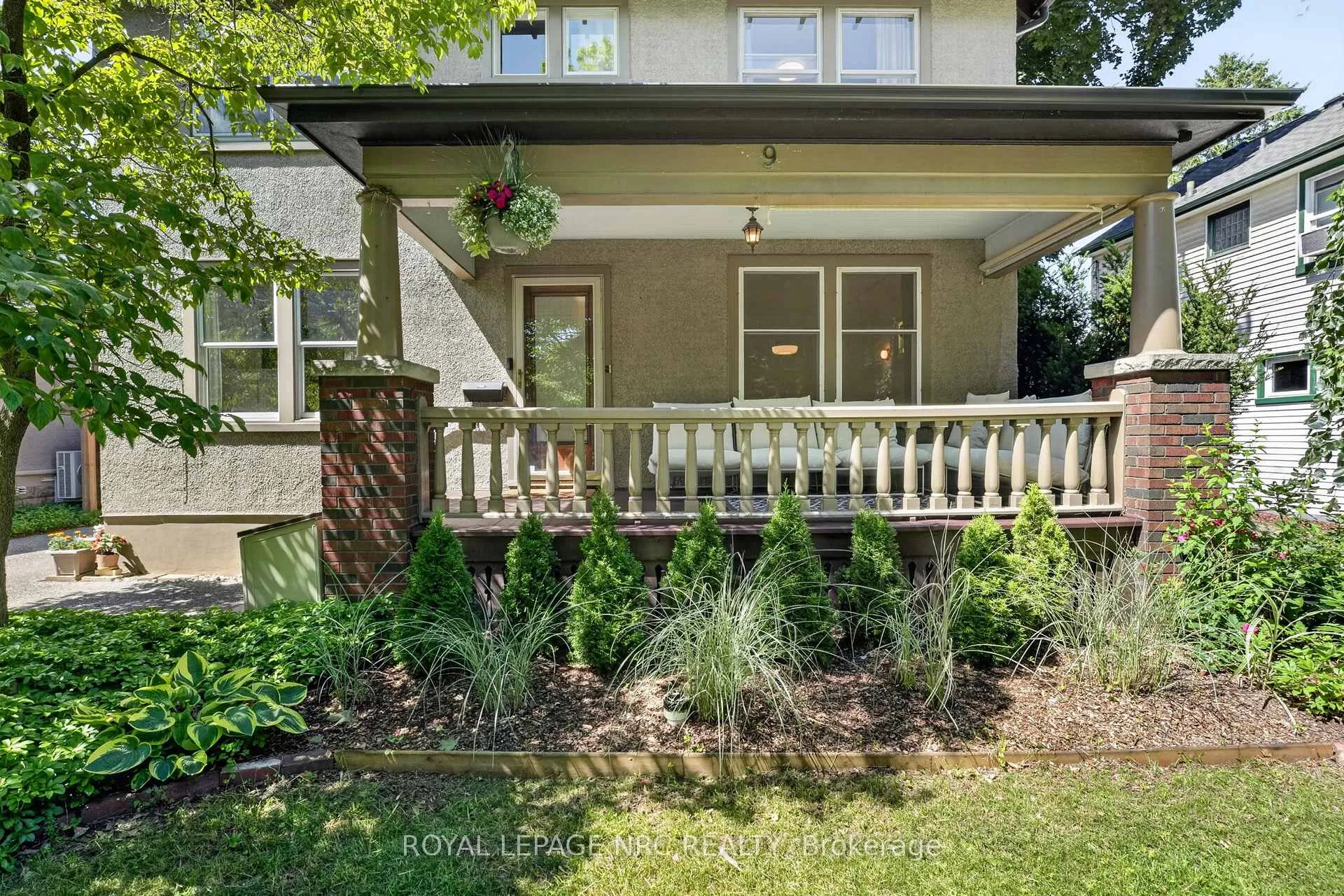 Photo 2 of 9 Thairs Avenue, St. Catharines, Downtown — HOMEH