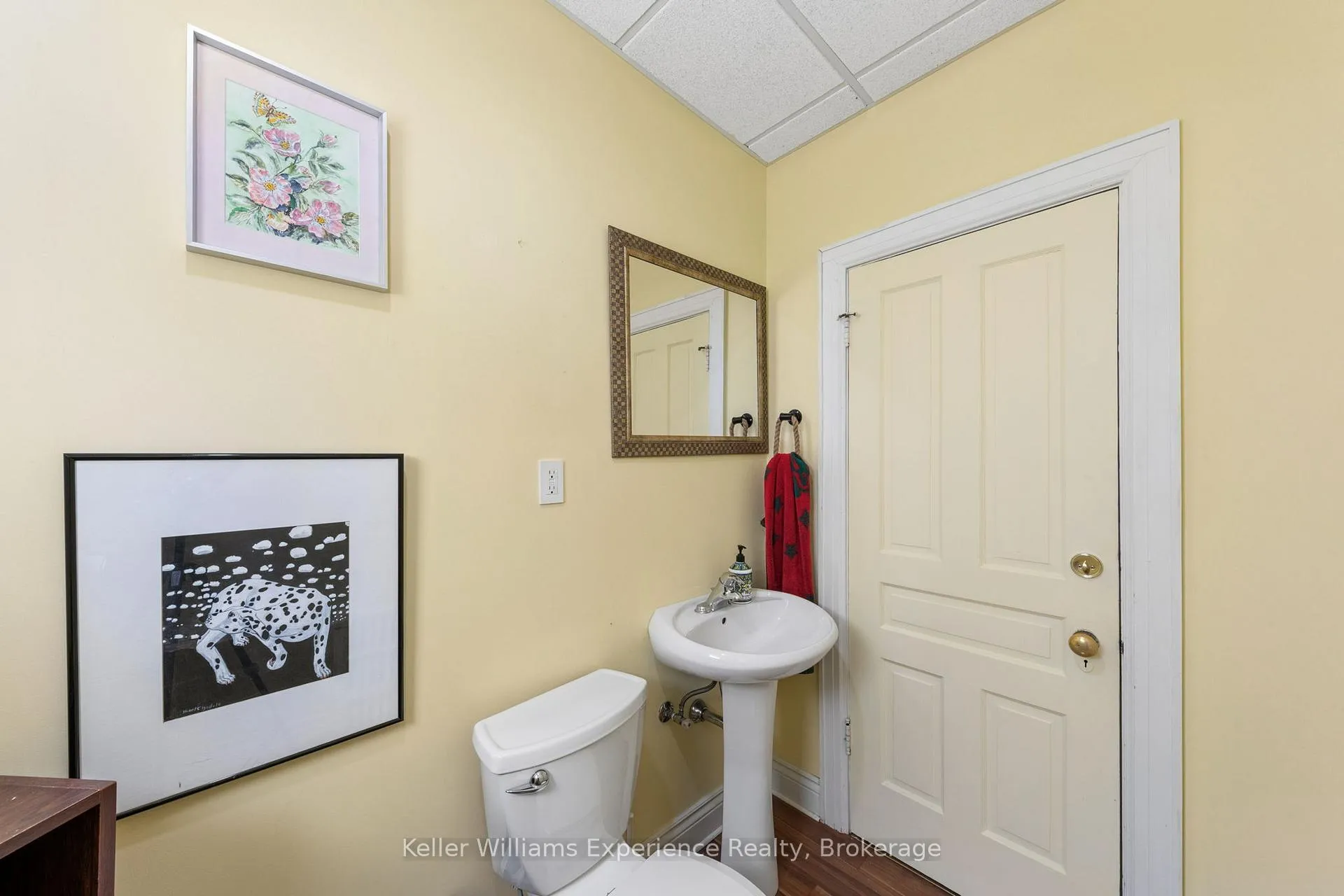 Photo 8 of 390 King Street, Midland — HOMEH