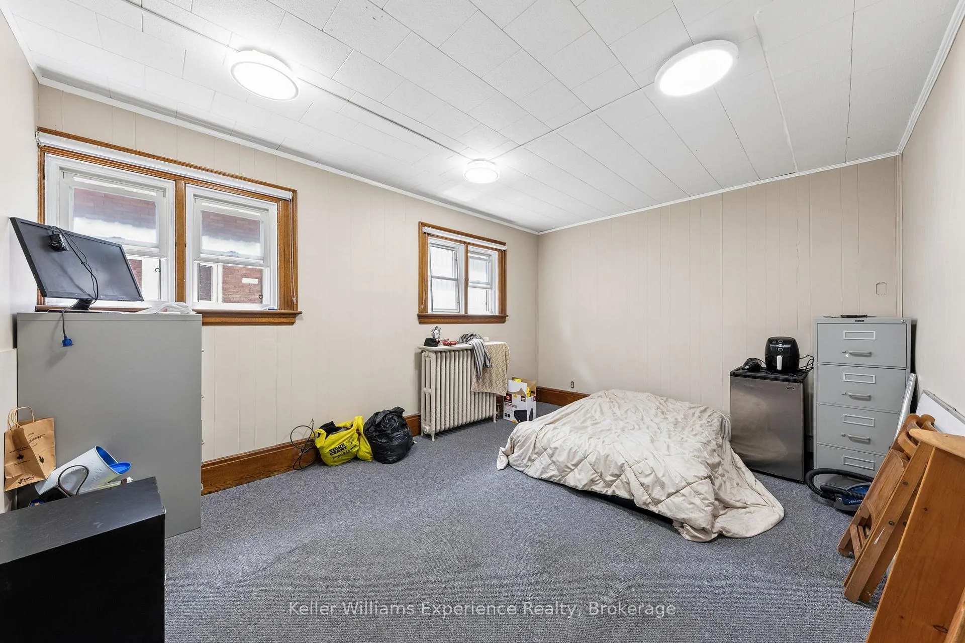 Photo 9 of 390 King Street, Midland — HOMEH