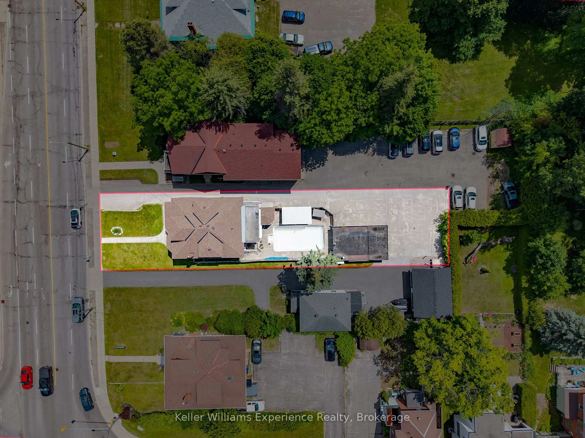 Photo 24 of 390 King Street, Midland — HOMEH