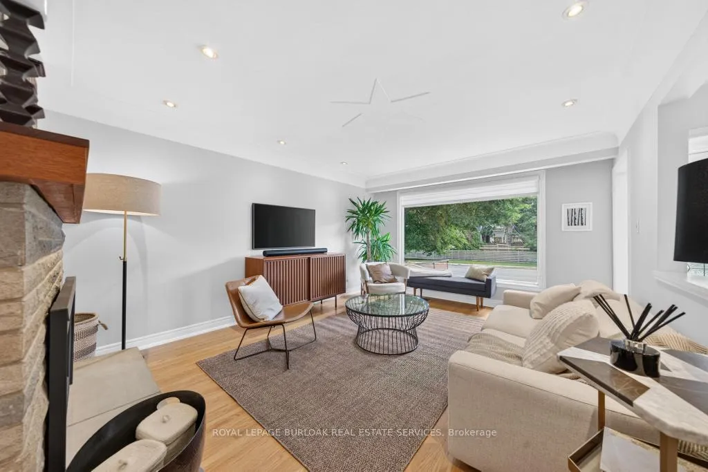 Photo 12 of 2209 Caroline Street, Burlington, Brant — HOMEH