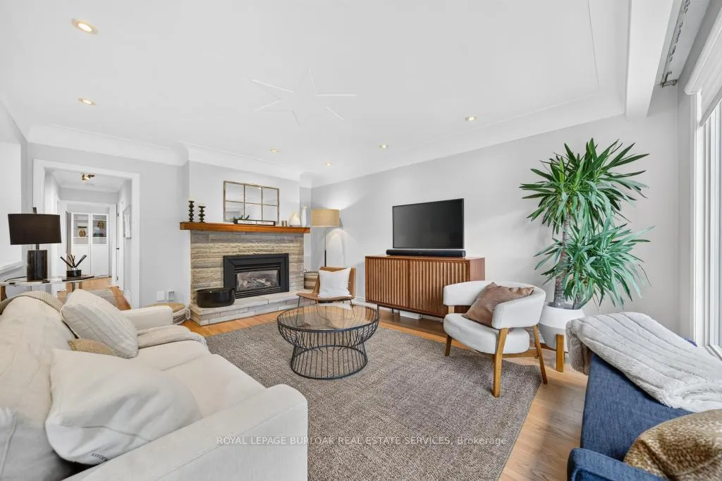 Photo 14 of 2209 Caroline Street, Burlington, Brant — HOMEH