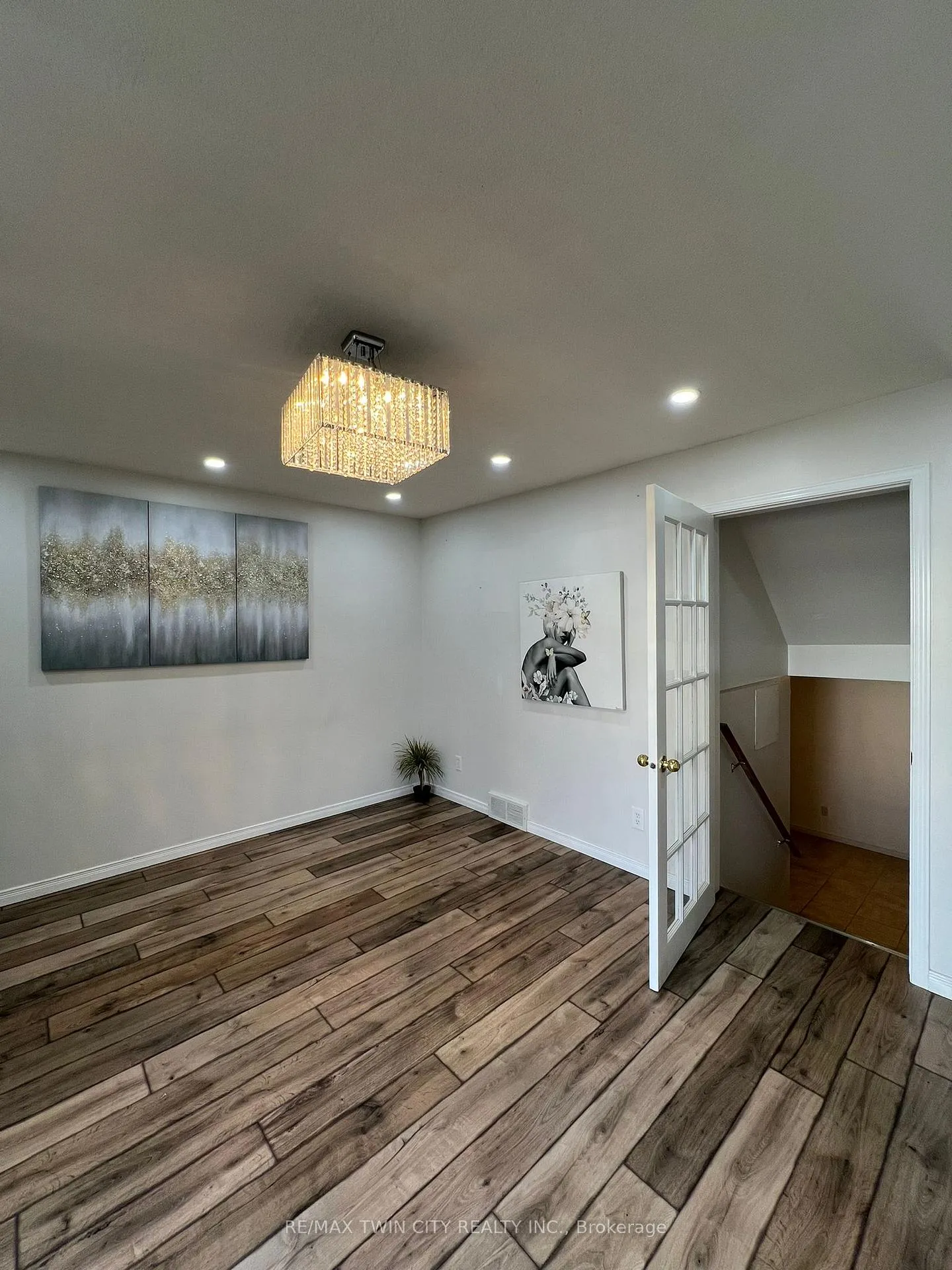 Photo 9 of Unit A5, 211 Veronica Drive, Kitchener, Idlewood — HOMEH
