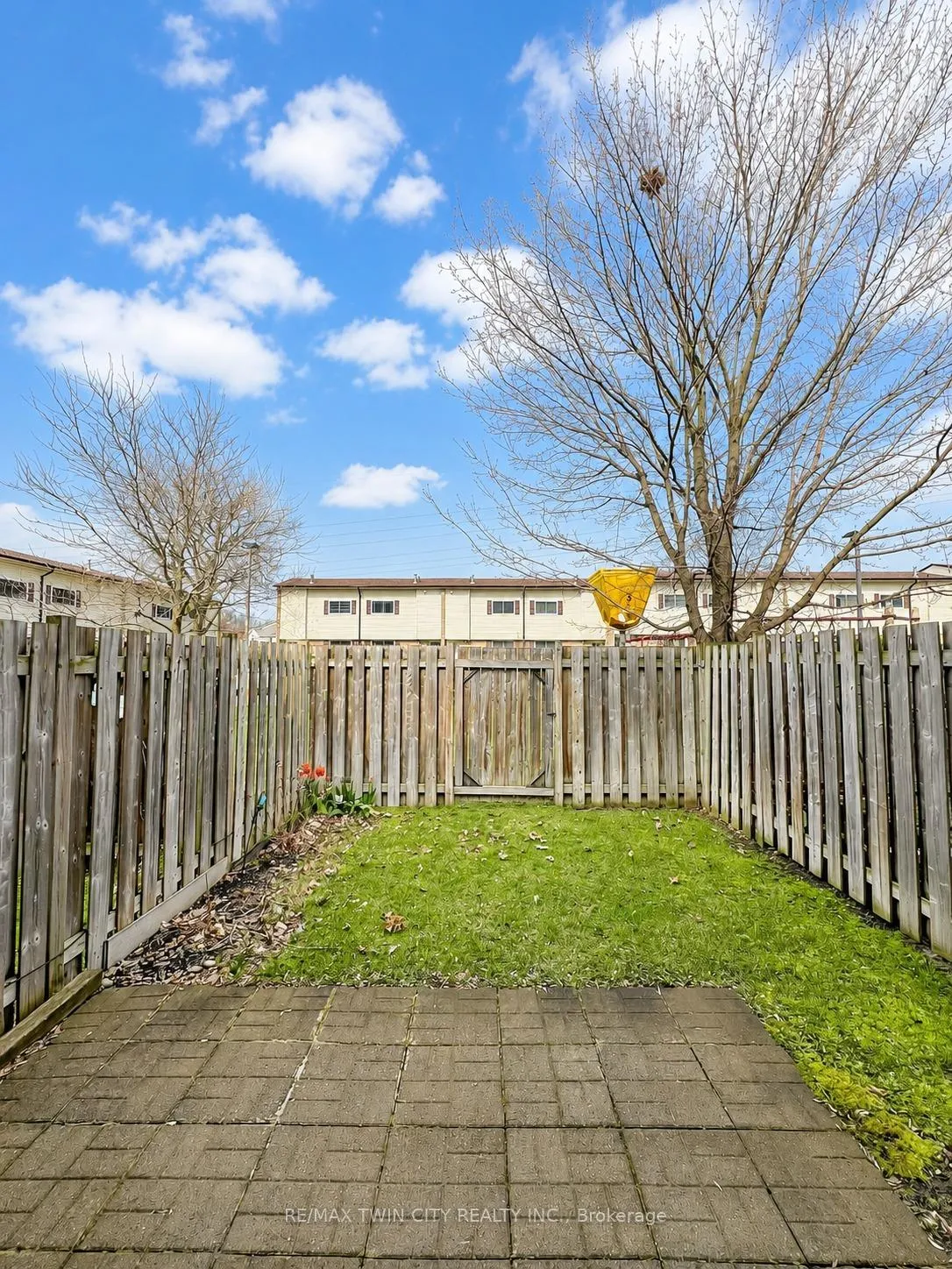 Photo 22 of Unit A5, 211 Veronica Drive, Kitchener, Idlewood — HOMEH