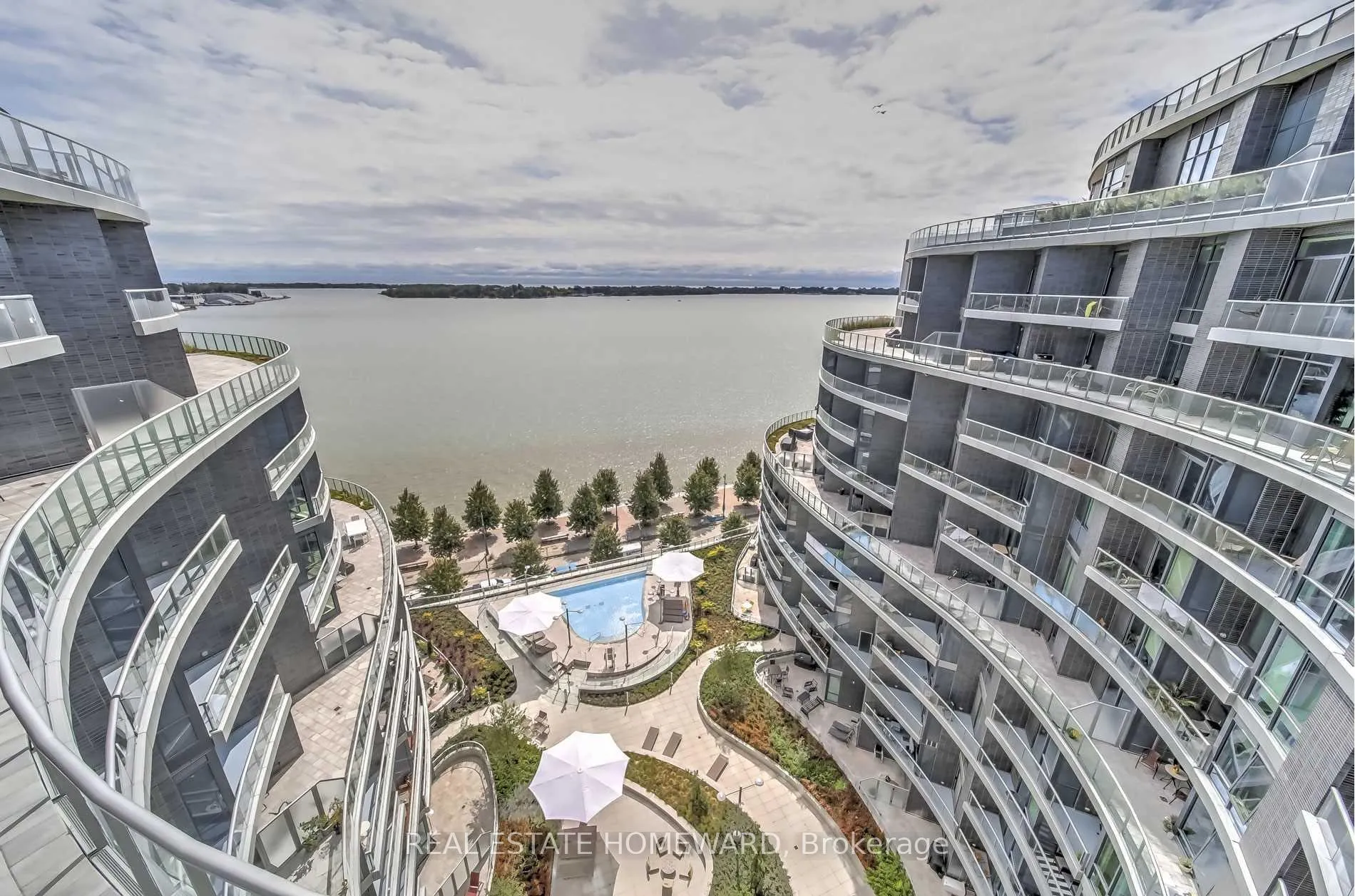 Photo 1 of Unit 413, 1 Edgewater Drive, Toronto, Waterfront Communities — HOMEH