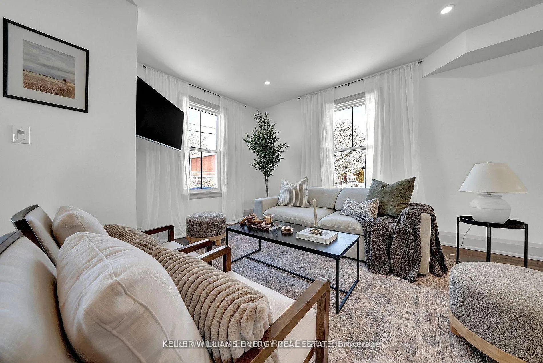 Photo 9 of 186 Durham Street, Cobourg — HOMEH
