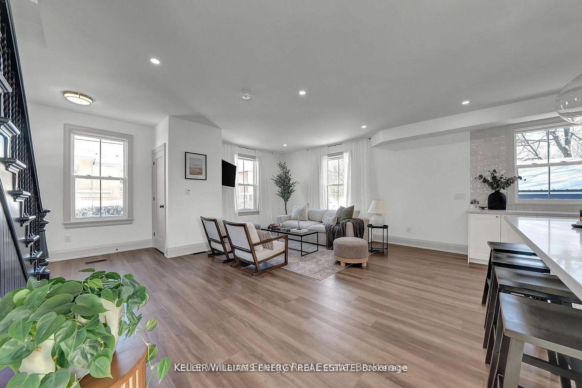 Photo 18 of 186 Durham Street, Cobourg — HOMEH