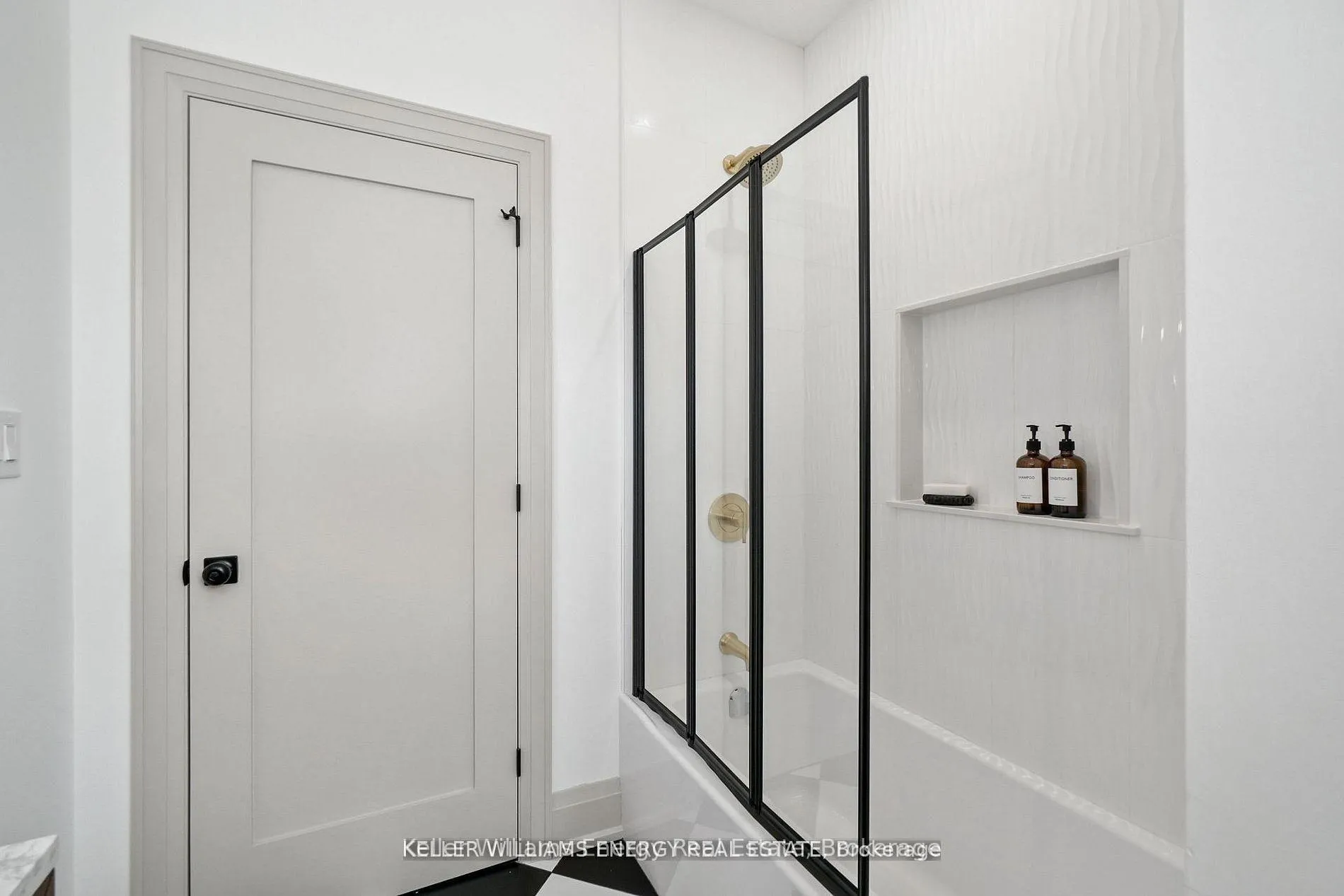 Photo 41 of 186 Durham Street, Cobourg — HOMEH