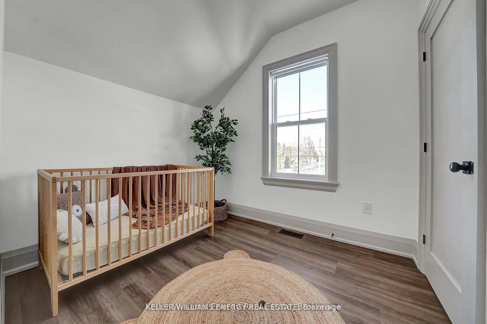 Photo 43 of 186 Durham Street, Cobourg — HOMEH