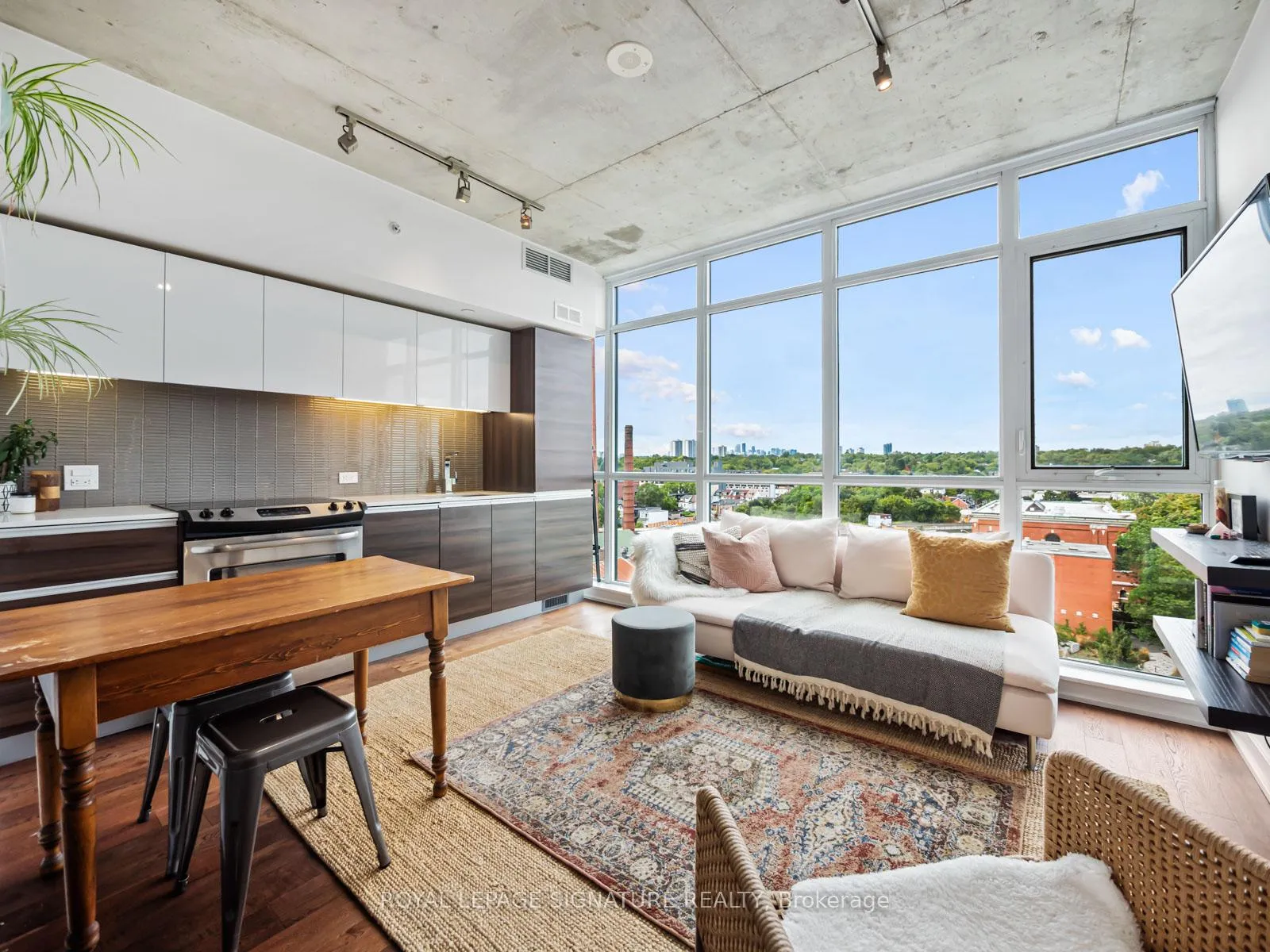 Photo 1 of Unit 1023, 1190 Dundas Street E, Toronto, South Riverdale — HOMEH