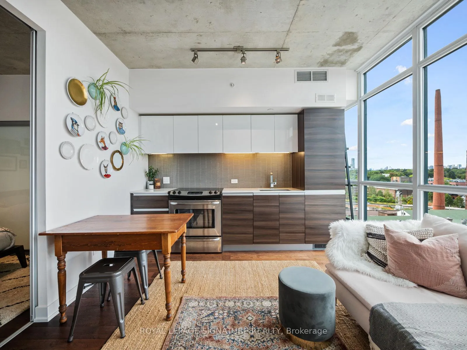 Photo 4 of Unit 1023, 1190 Dundas Street E, Toronto, South Riverdale — HOMEH