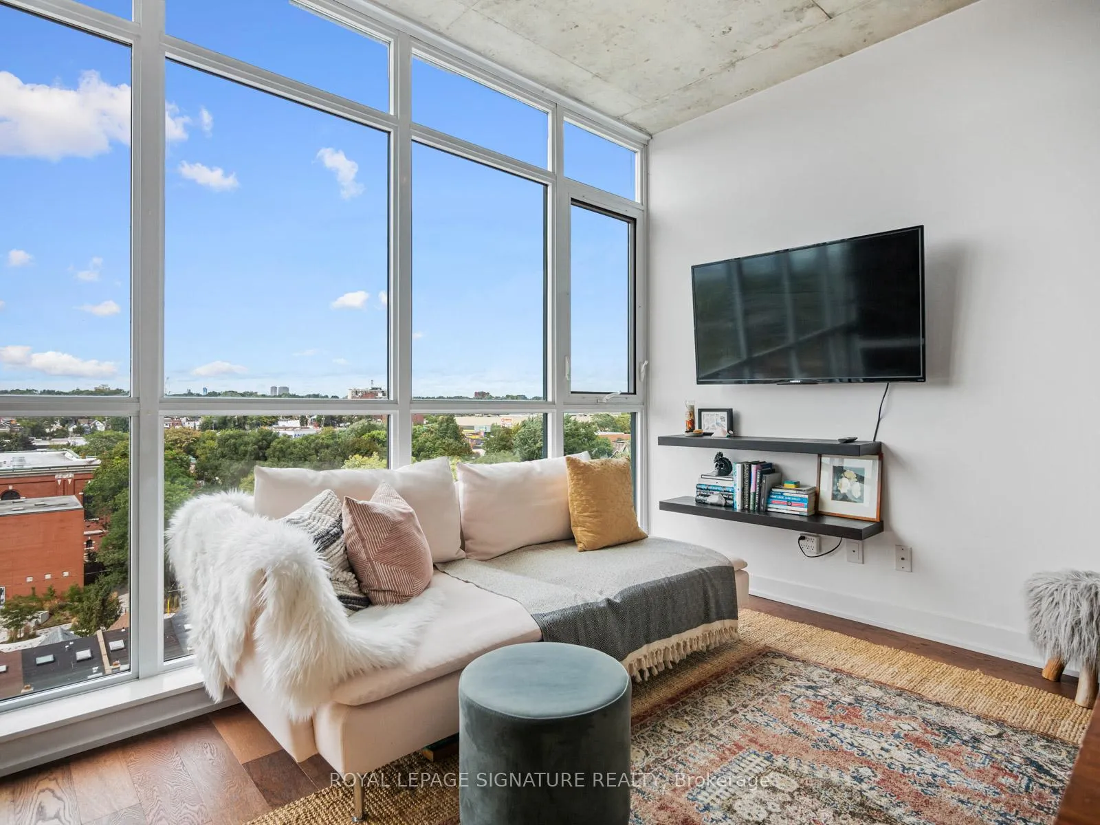 Photo 9 of Unit 1023, 1190 Dundas Street E, Toronto, South Riverdale — HOMEH