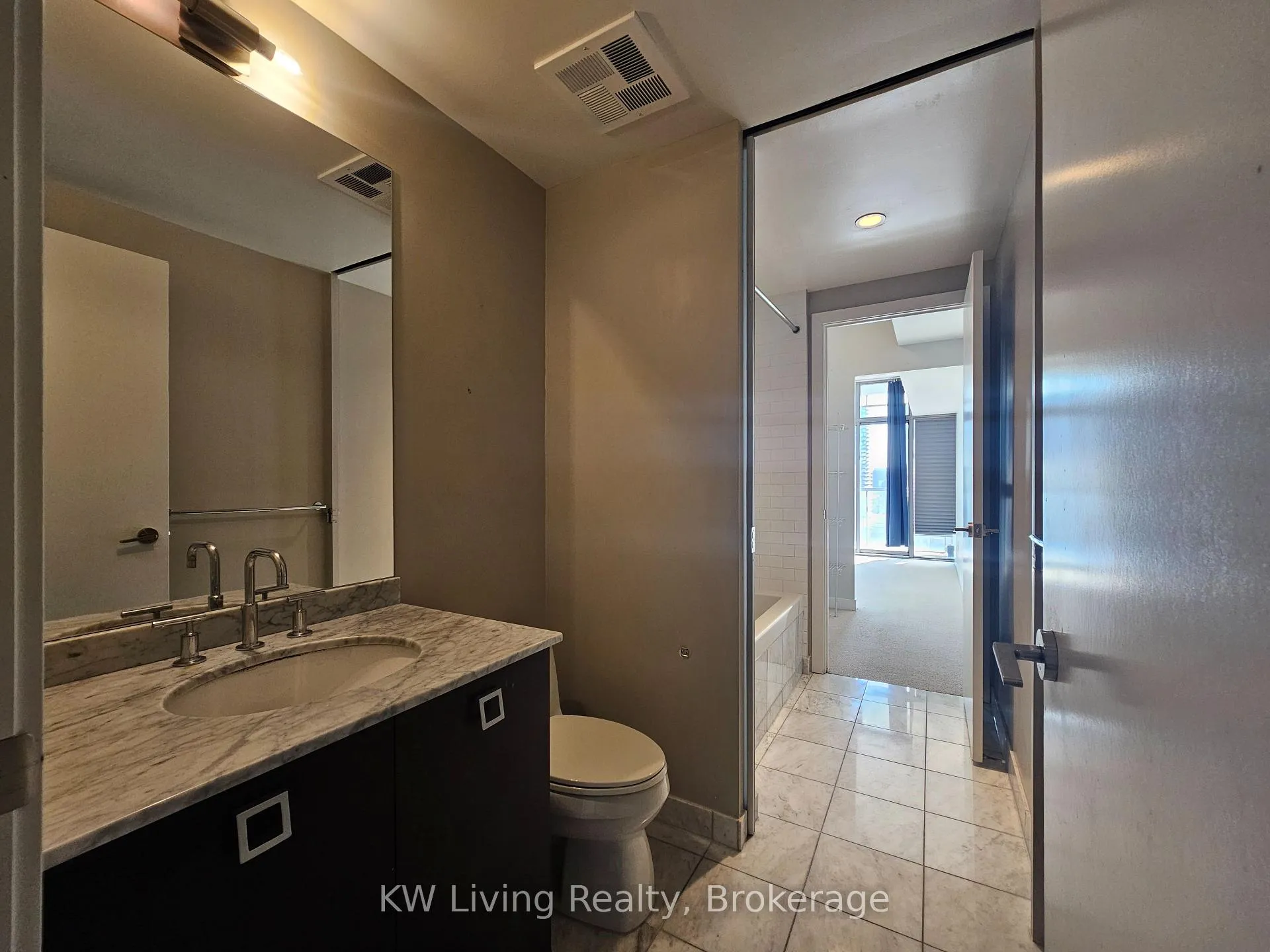 Photo 11 of Unit 1305, 33 Charles Street E, Toronto, Church-Yonge Corridor — HOMEH