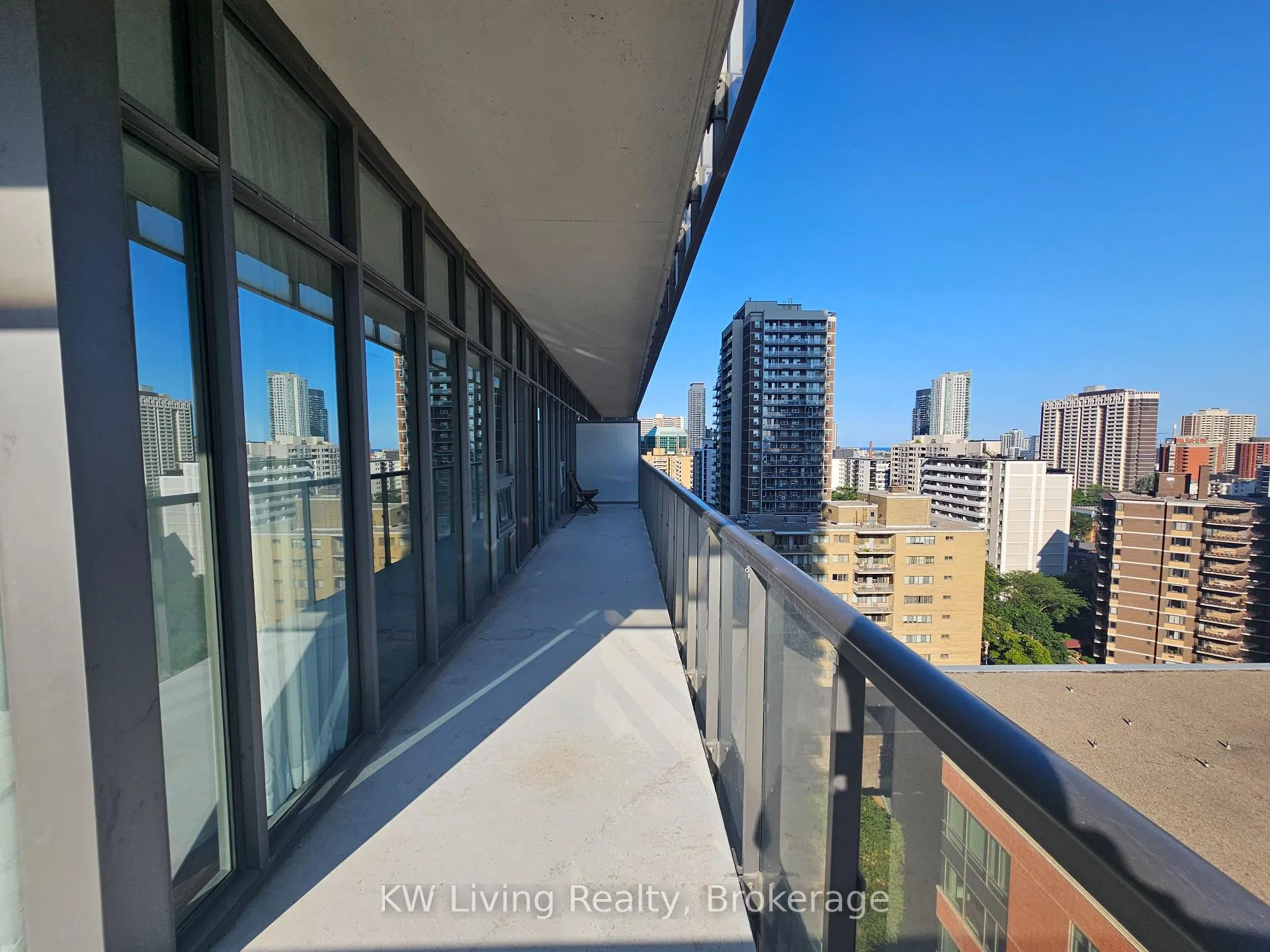 Photo 19 of Unit 1305, 33 Charles Street E, Toronto, Church-Yonge Corridor — HOMEH