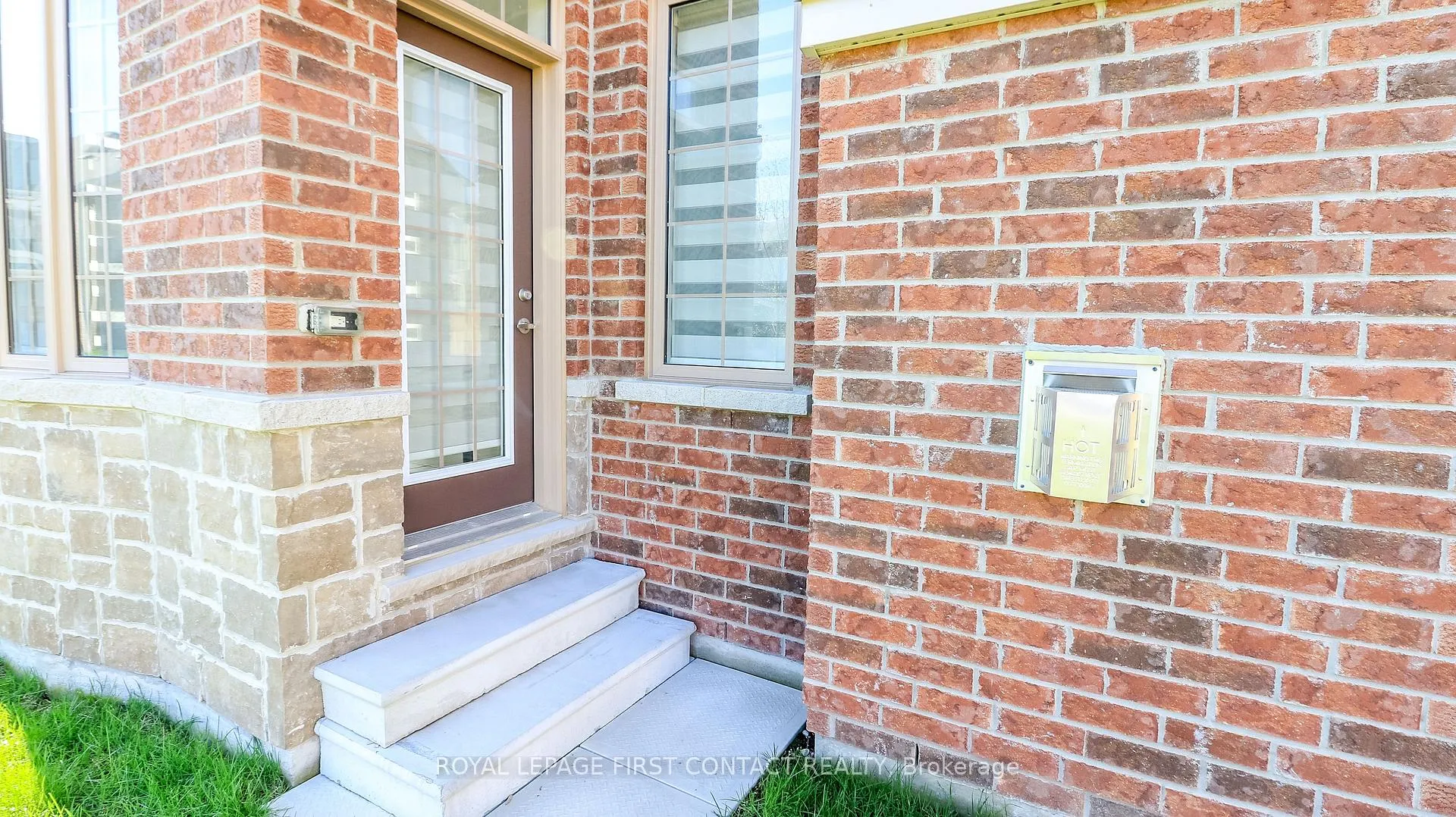 Photo 9 of 58 Sanford Circle, Springwater, Centre Vespra — HOMEH
