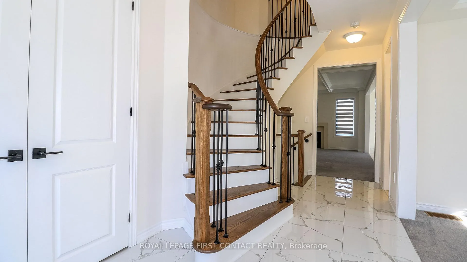Photo 13 of 58 Sanford Circle, Springwater, Centre Vespra — HOMEH