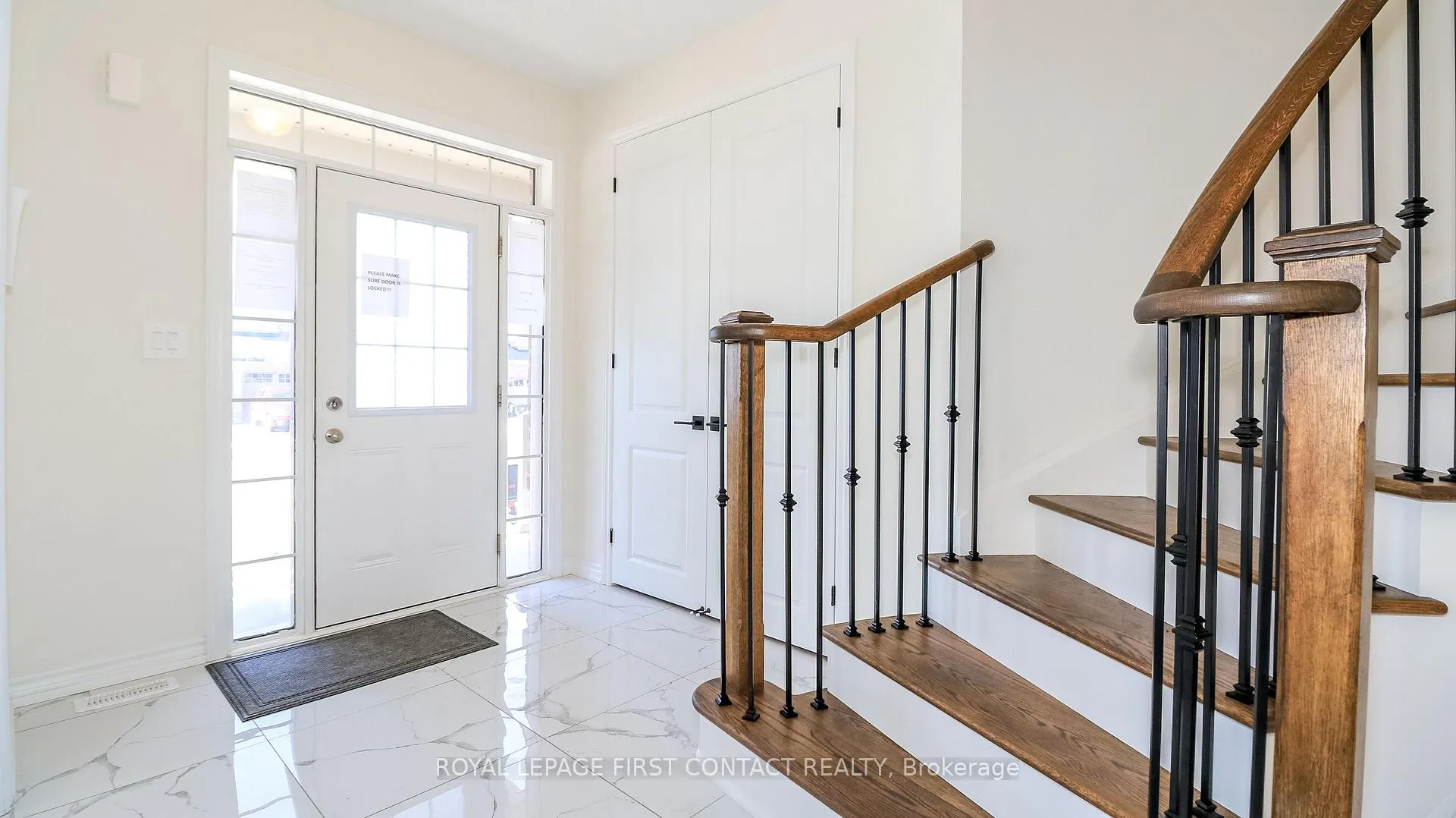 Photo 14 of 58 Sanford Circle, Springwater, Centre Vespra — HOMEH