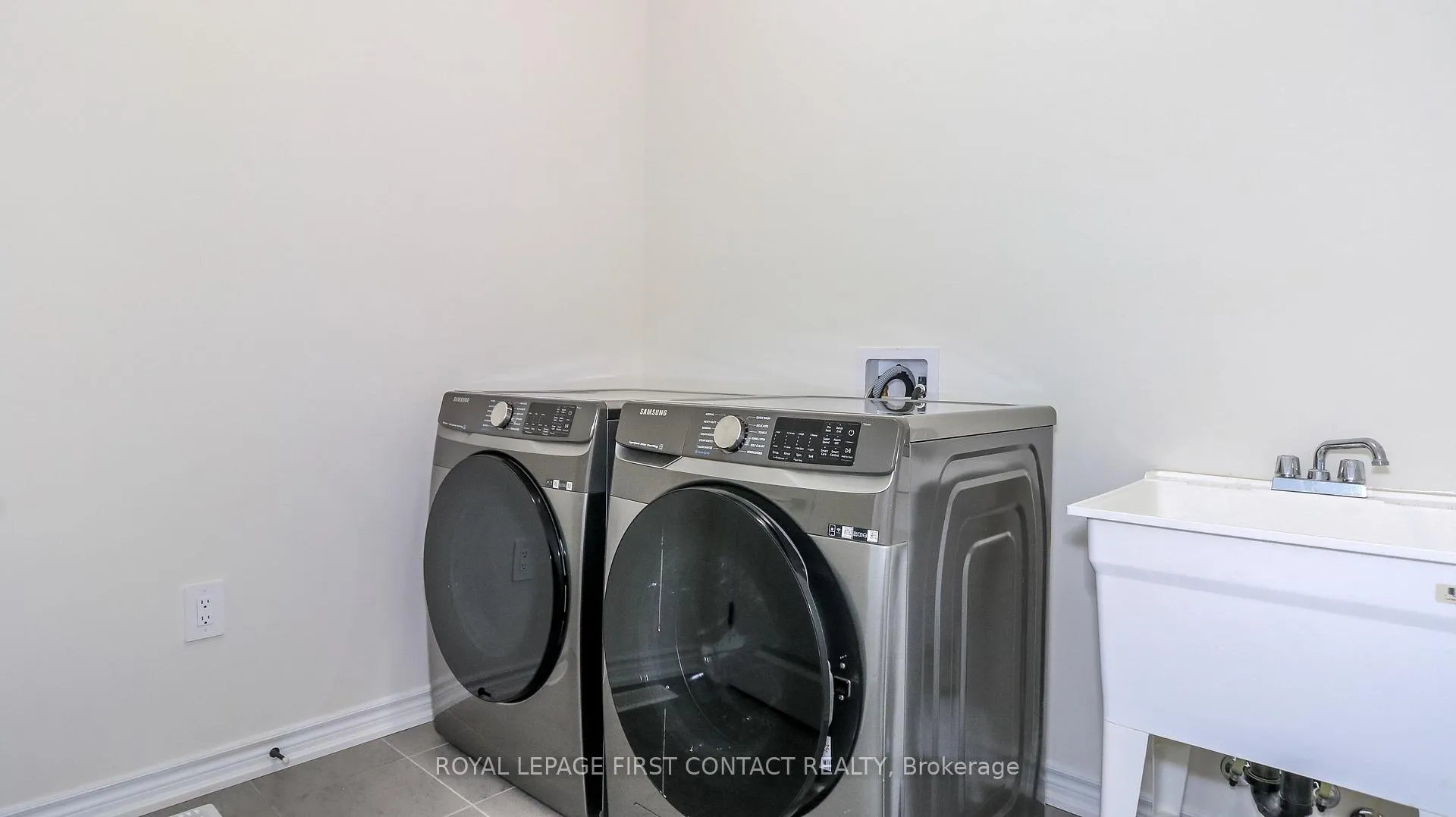 Photo 28 of 58 Sanford Circle, Springwater, Centre Vespra — HOMEH