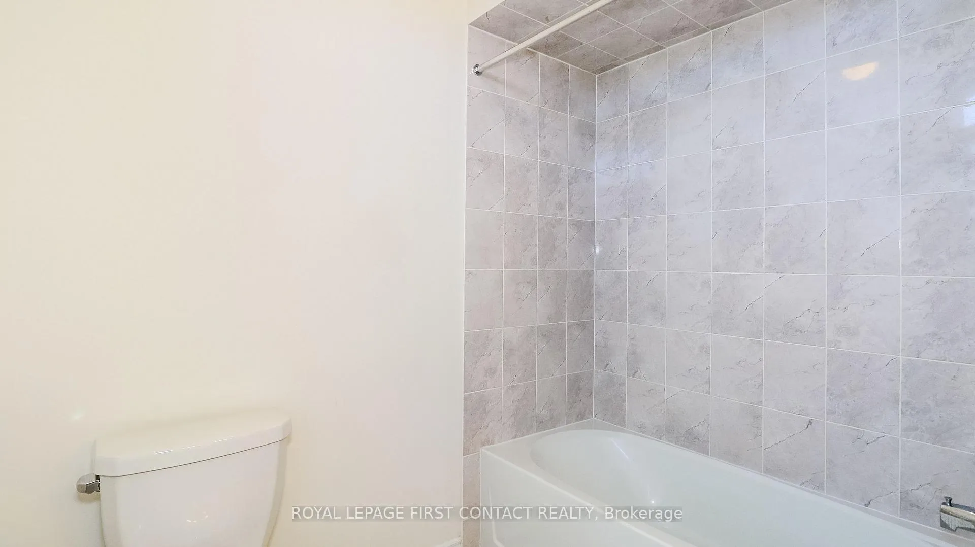 Photo 34 of 58 Sanford Circle, Springwater, Centre Vespra — HOMEH