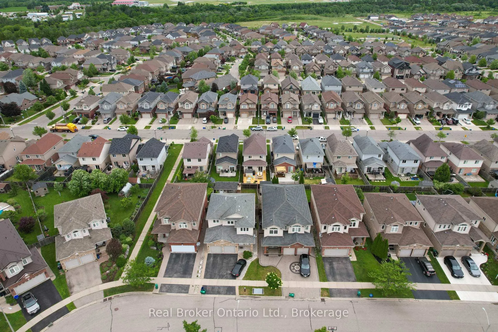 Photo 44 of 1381 Old Zeller Drive, Kitchener — HOMEH